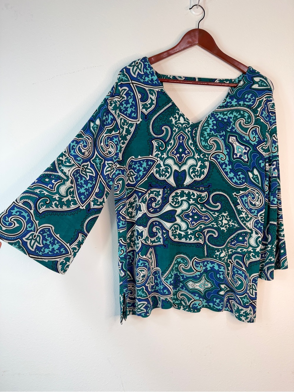 Chico's Travelers Boho Teal Paisley Top Slinky Knit Bell Sleeves Whimsy Fairy L